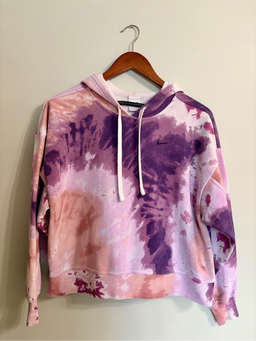 Nike Women's Pink & Purple Tie-Dye Pullover Hoodie